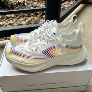 APL Women’s Streamline